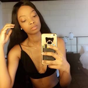 Meet your Posher, Melli